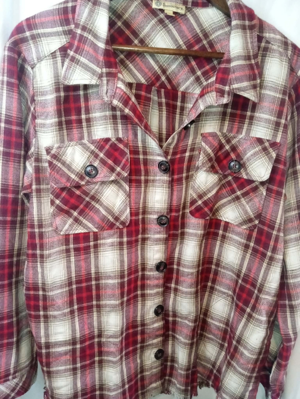 Democracy Medium Red Cream Plaid Button Shirt Pockets Cabincore Raw Hem Grunge